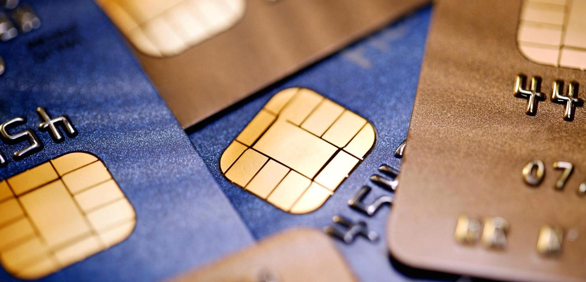 Дефицит чипов может привести к нехватке банковских карт