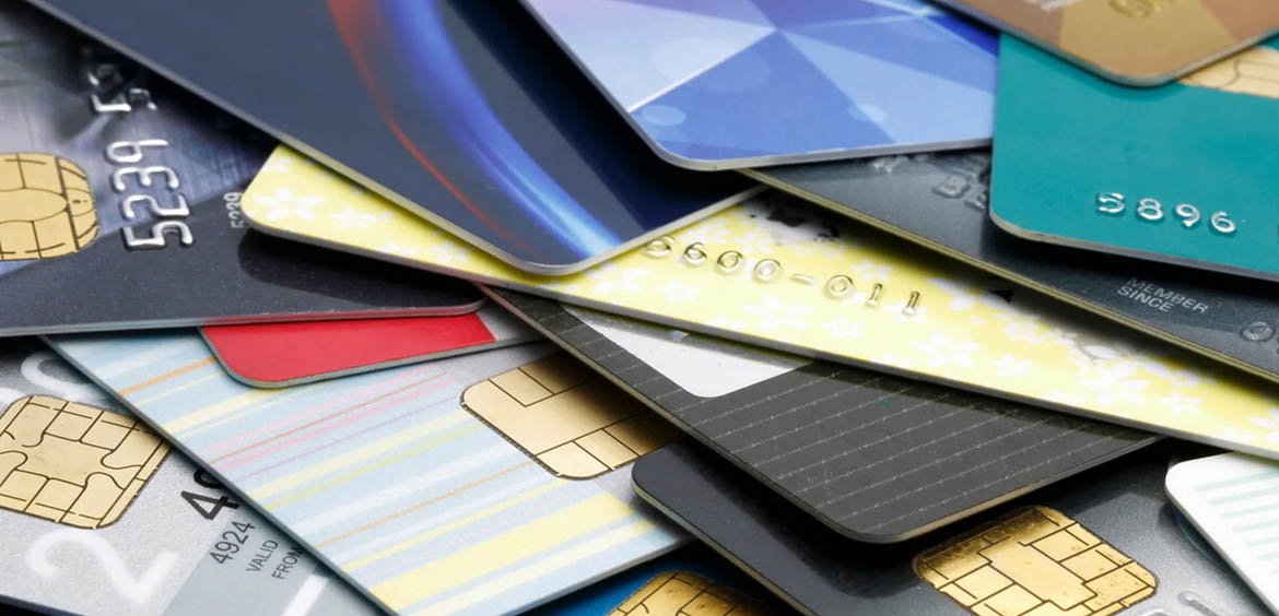 Количество выданных кредитных карт продолжает активно расти