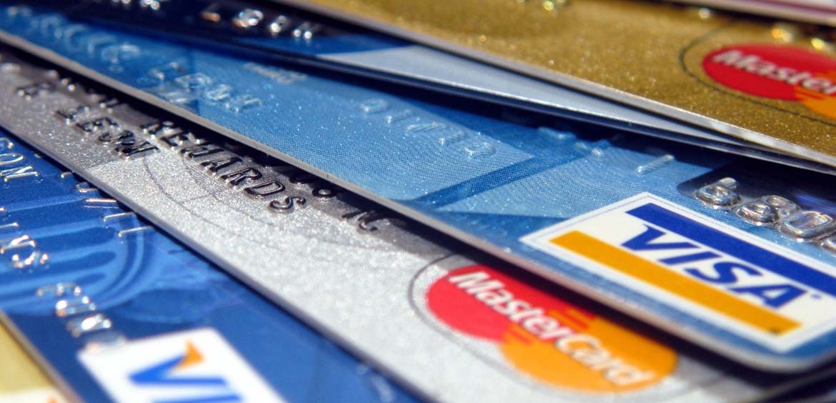 НБКИ: рост выдачи кредитных карт за год составил 40%