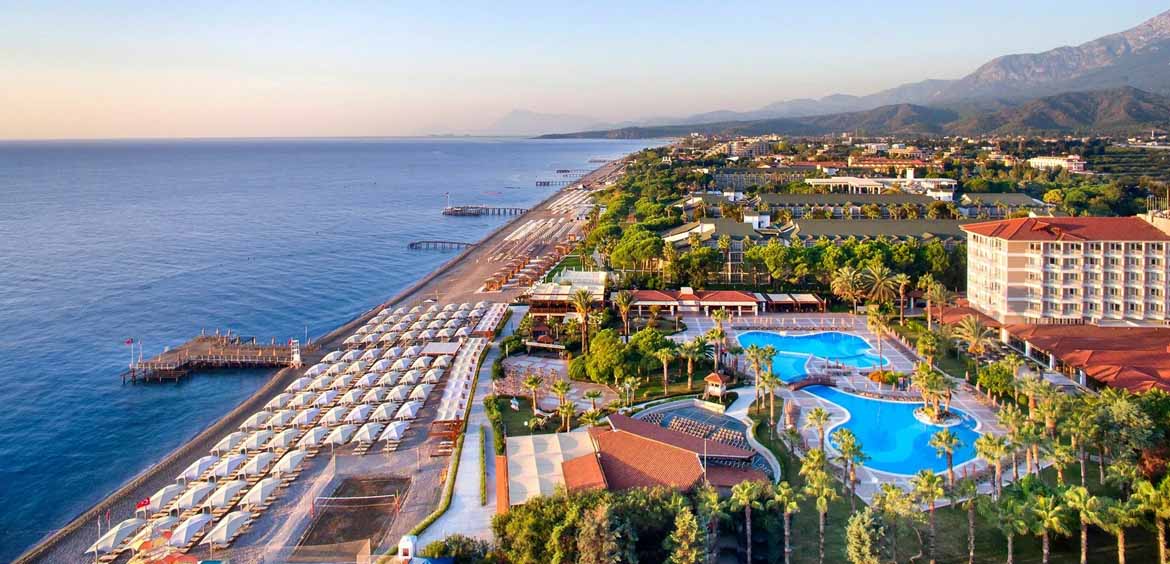 Почти все турецкие отели принимают карты МИР