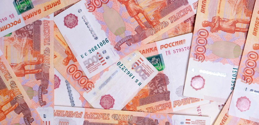 Россияне продолжают выводить деньги с банковских счетов