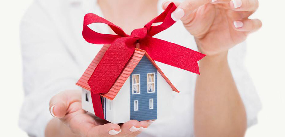 Налог с подарка в виде дома и земельного участка